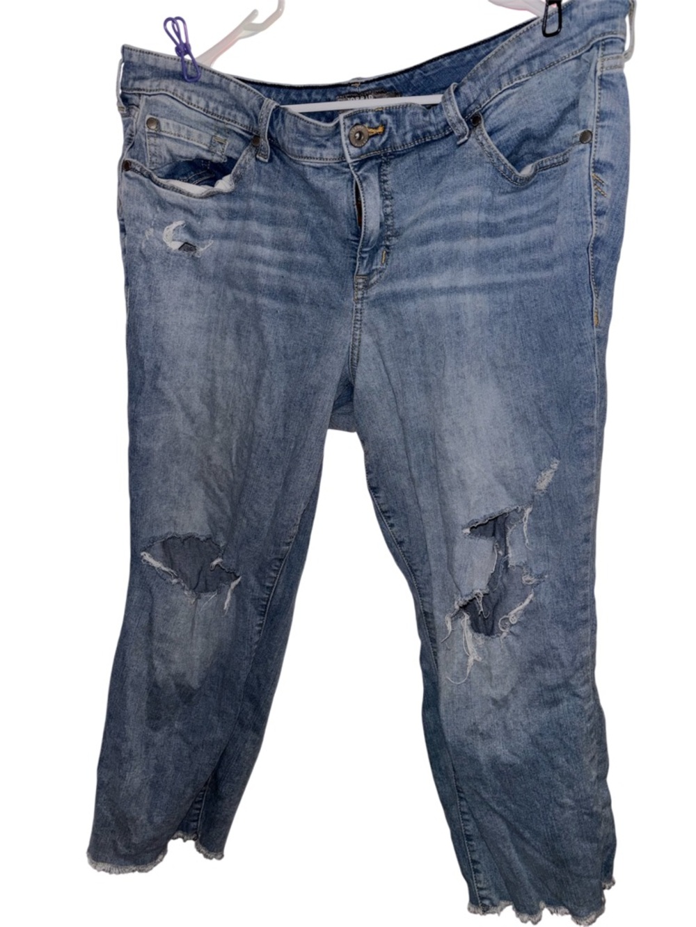 Torrid Distressed Women's Blue Boyfriend Cropped Jeans - Casual Ripped Denim